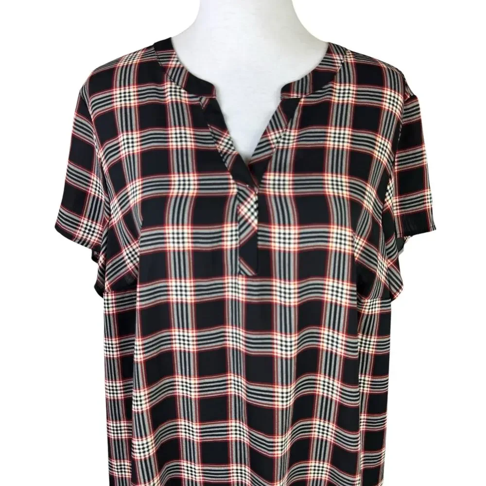 Torrid Sz 2 Georgette Black Red Plaid Short Sleeve Business Casual Tunic Blouse